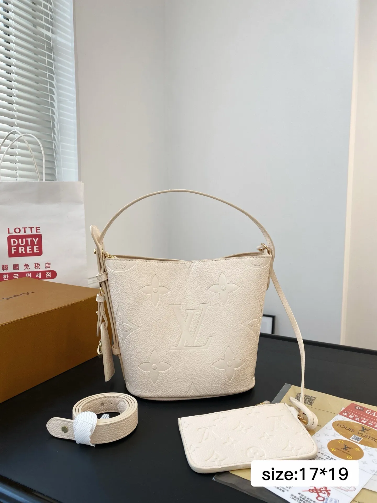 All Categories Official Website "Brand Women's Bags" Women's Bags 💙 LV 2025 New LV Bucket Bag