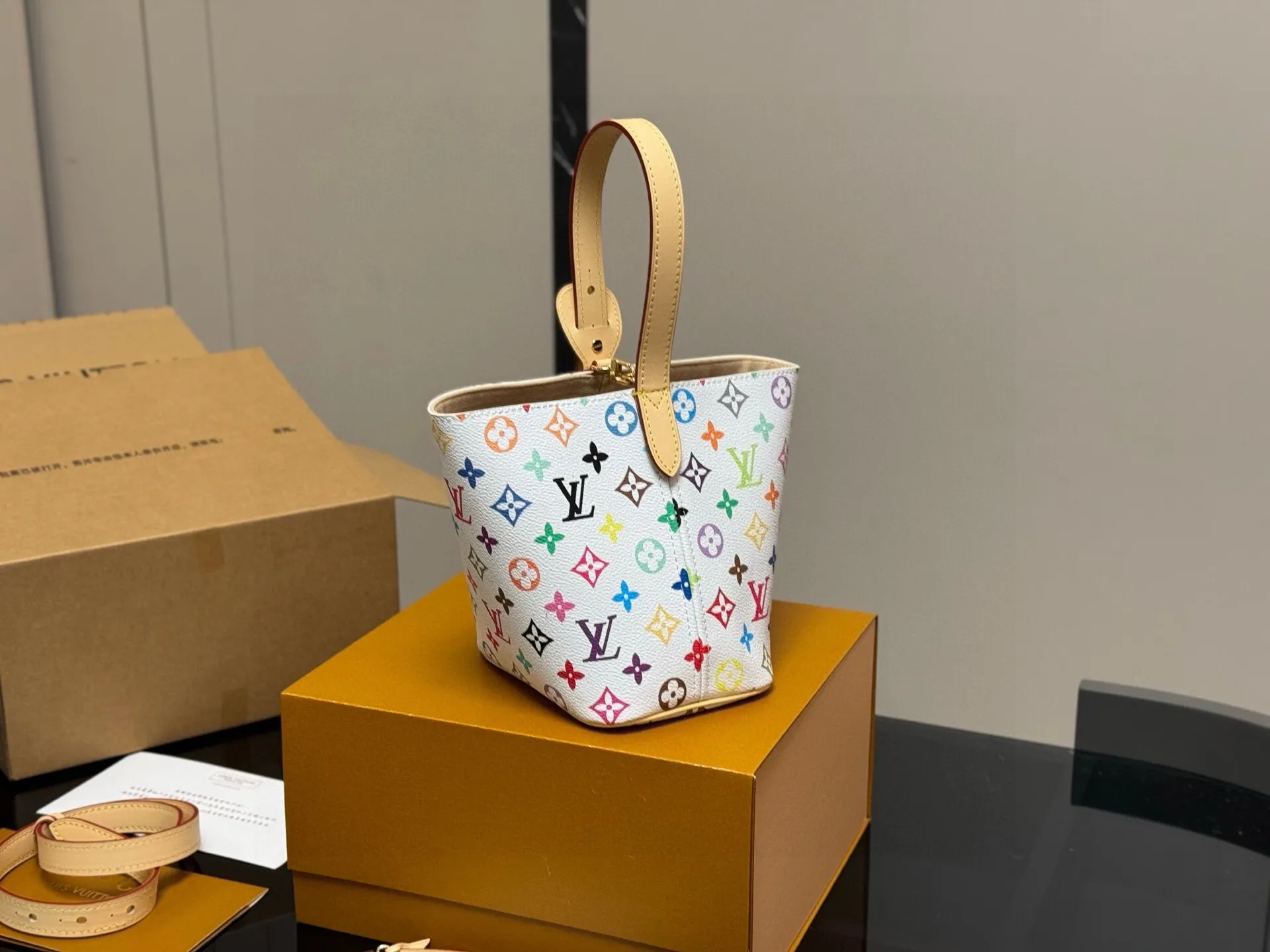 All Categories Official Website "Brand Women's Bags" Women's Bags 💙 LV 2025 New LV Bucket Bag