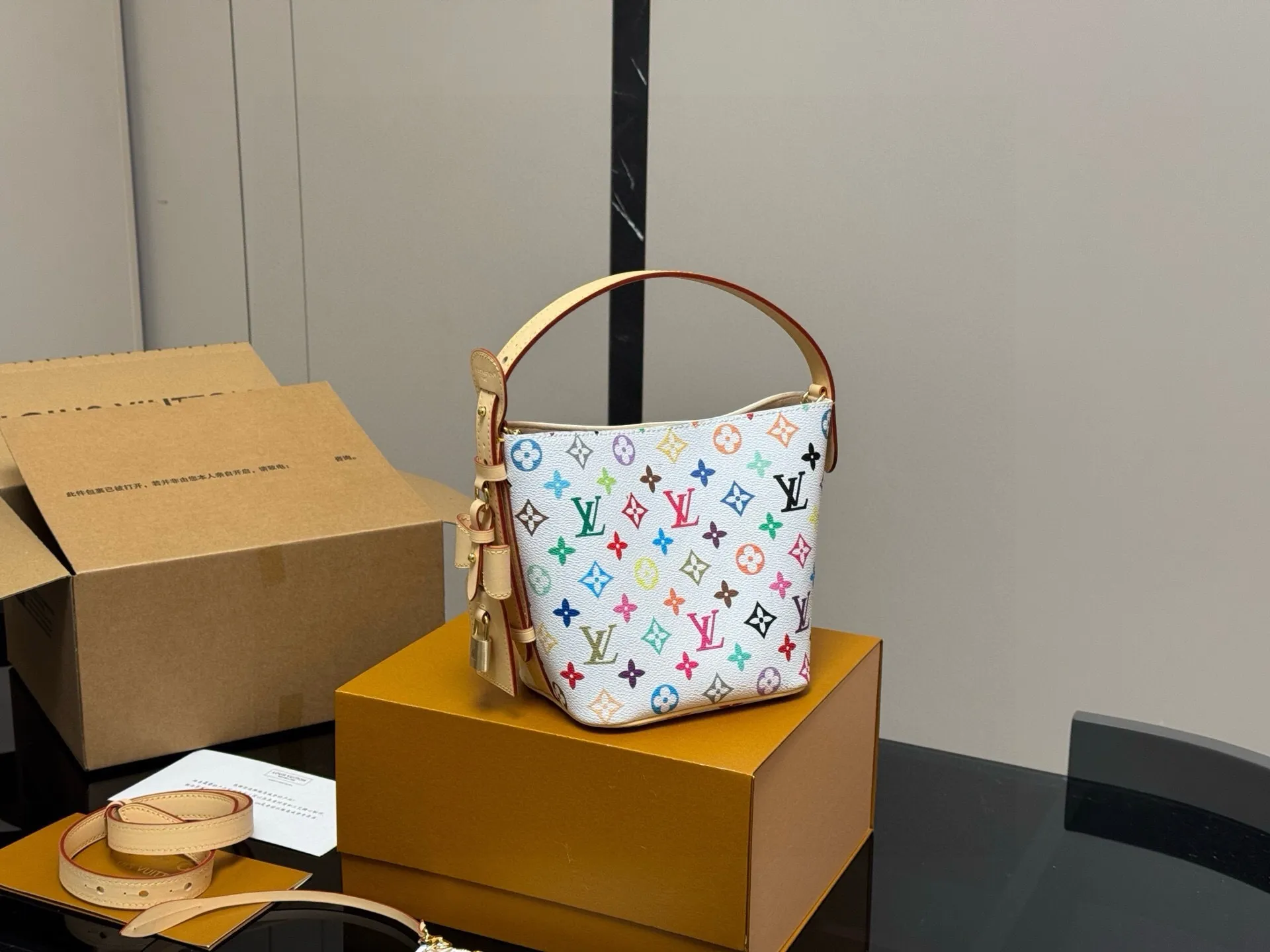 All Categories Official Website "Brand Women's Bags" Women's Bags 💙 LV 2025 New LV Bucket Bag