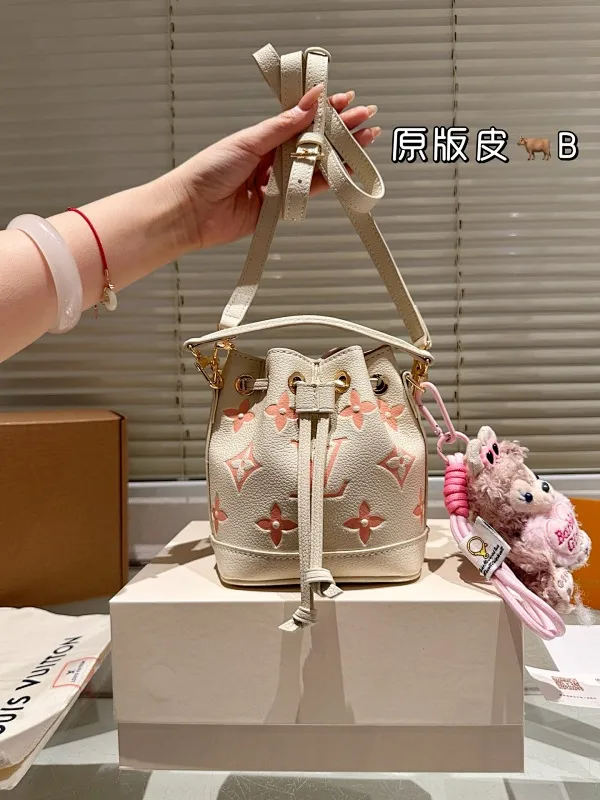 All Categories Official Website "Brand Women's Bags" Women's Bags 💙 LV 2025 New LV Crossbody Bag