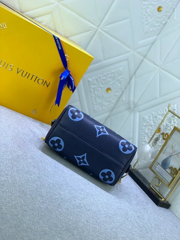 All Categories Official Website "Brand Women's Bags" Women's Bags 💙 LV 2023 New LV Pillow Bag