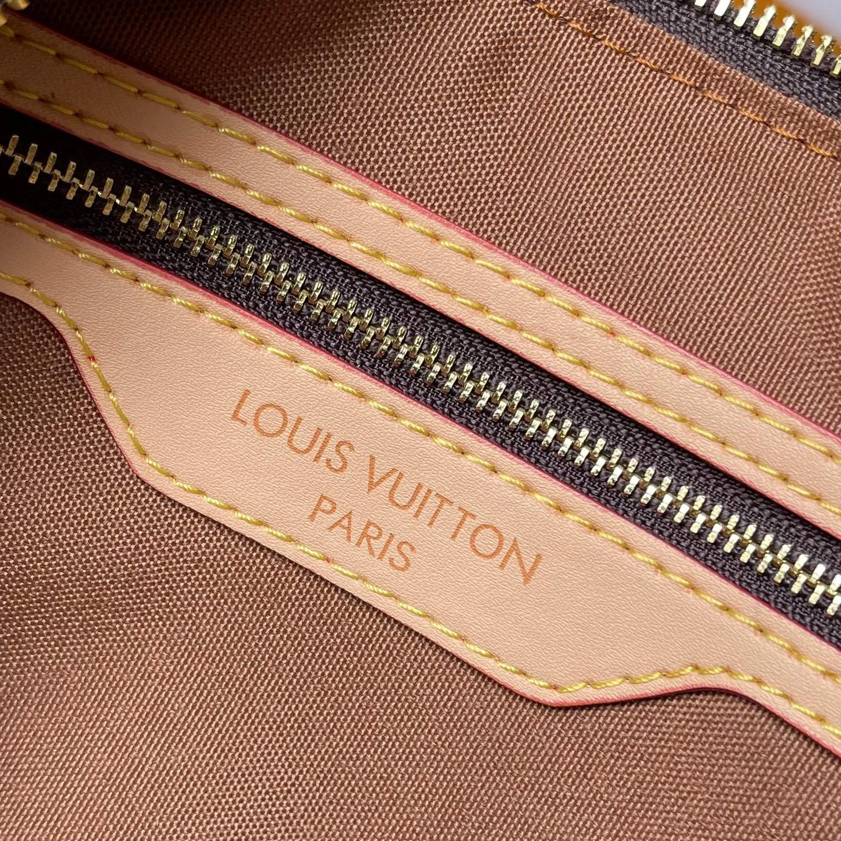 All Categories Official Website "Brand Women's Bags" Women's Bags 💙 LV 2025 New LV Crossbody Bag