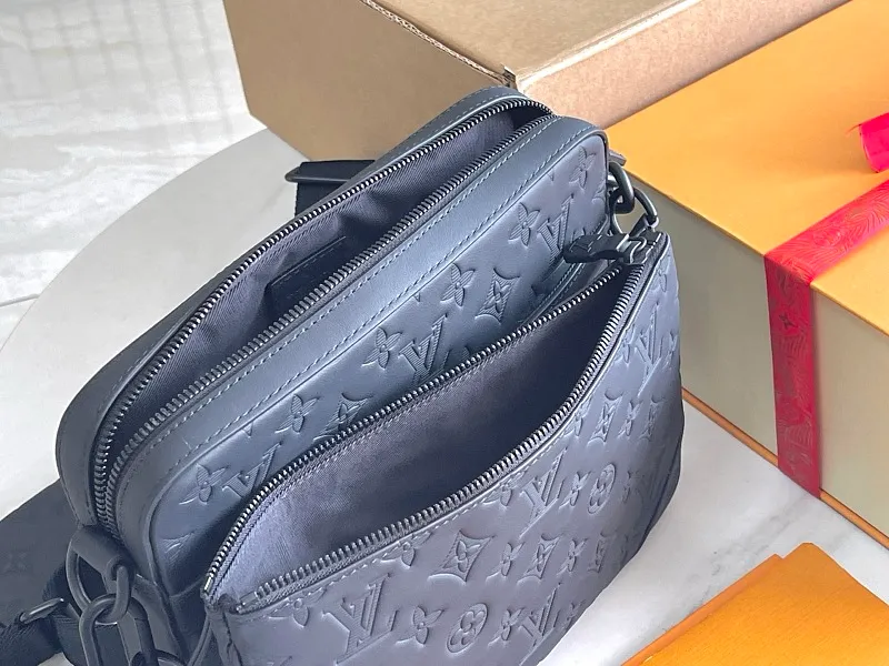 All Categories 💚 Authentic Grade Bags 💚 LV 2026 New LV Top Replica Crossbody Shoulder Bag