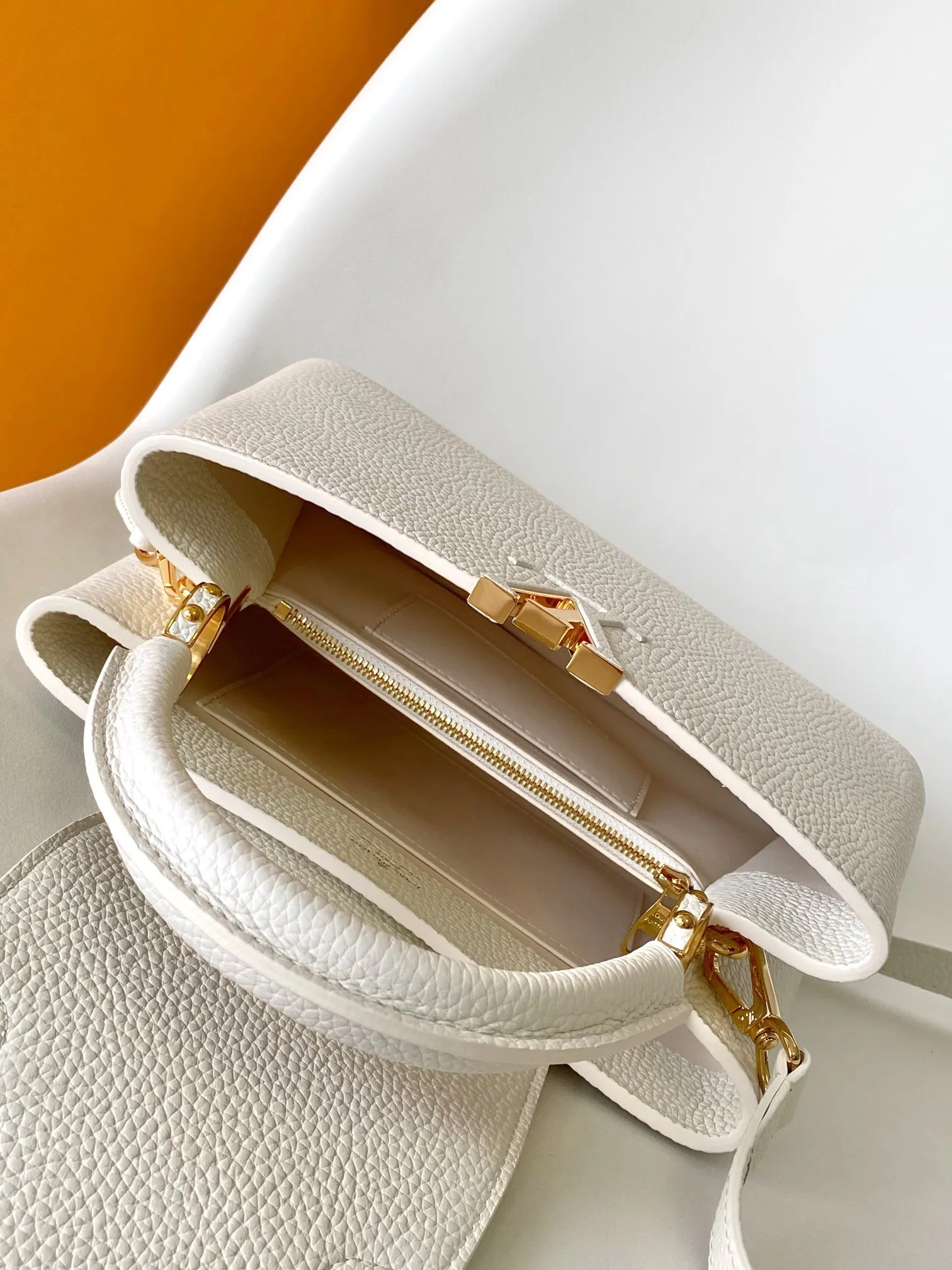 All Categories Official Website "Brand Women's Bags" Women's Bags 💙 LV 2025 New LV Crossbody Bag