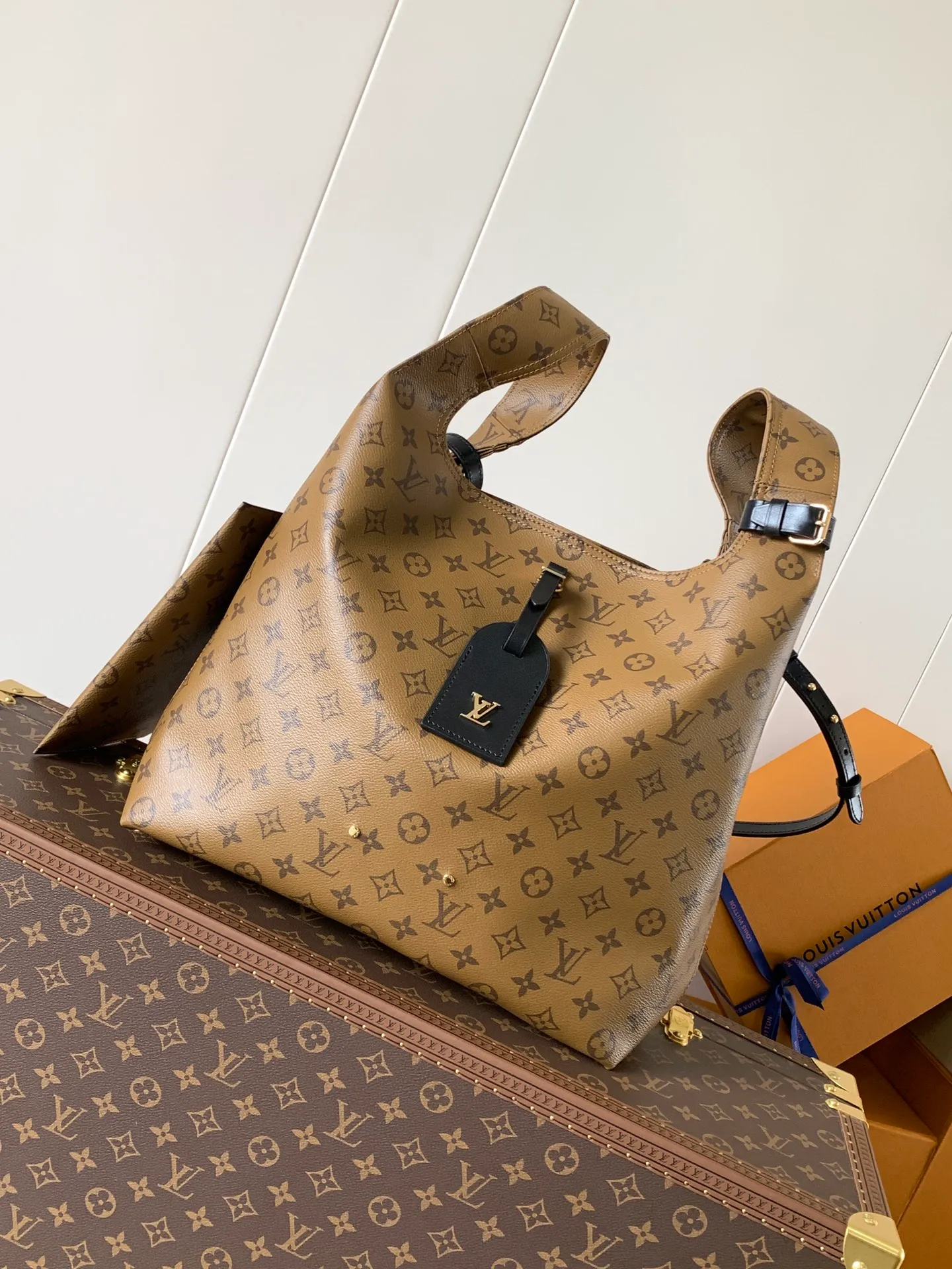 All Categories Official Website "Brand Women's Bags" Women's Bags 💙 LV 2026 New LV Crossbody Bag