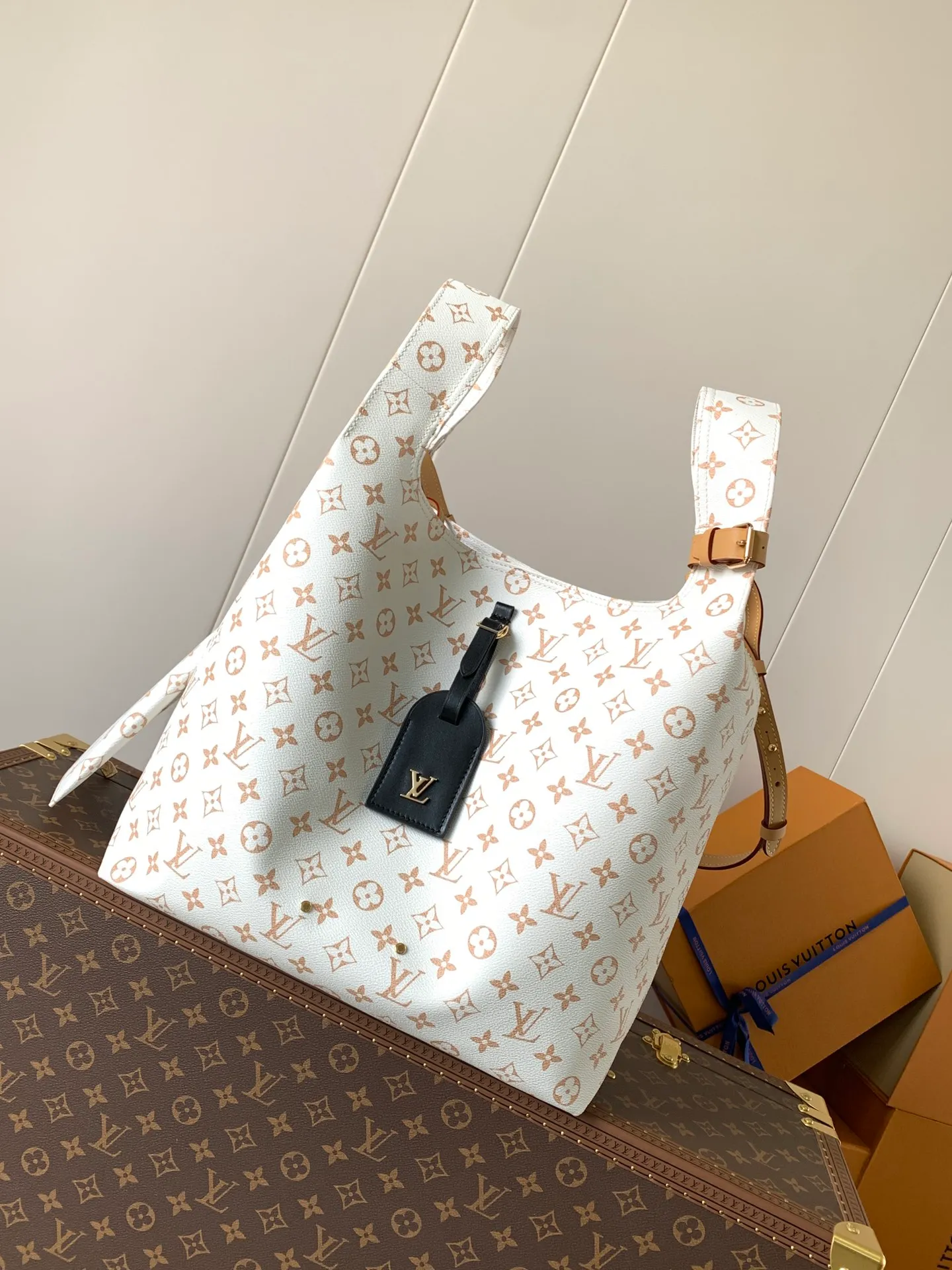 All Categories Official Website "Brand Women's Bags" Women's Bags 💙 LV 2026 New LV Crossbody Bag