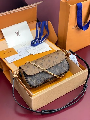 All categories Official website "Brand Women's Bags" Women's Bags 💙 LV 2025 new LV armpit bag