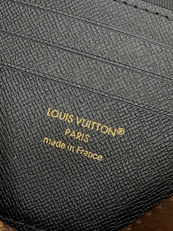 All categories Official website "Brand Women's Bags" Women's Bags 💙 LV 2025 new LV armpit bag