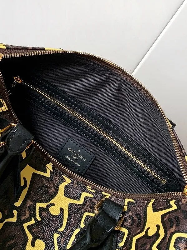 All Categories Official Website "Brand Women's Bags" Women's Bags 💙 LV 2026 New LV Crossbody Bag