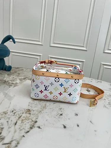 All Categories Official Website "Brand Women's Bags" Women's Bags 💙 LV 2026 New LV Crossbody Bag