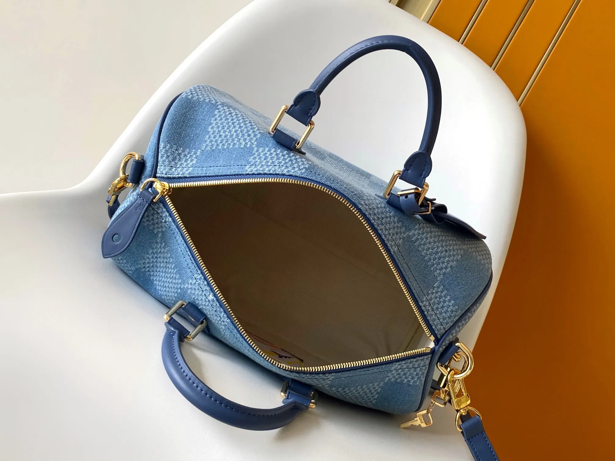 All Categories Official Website "Brand Women's Bags" Women's Bags 💙 LV 2026 New LV Crossbody Bag