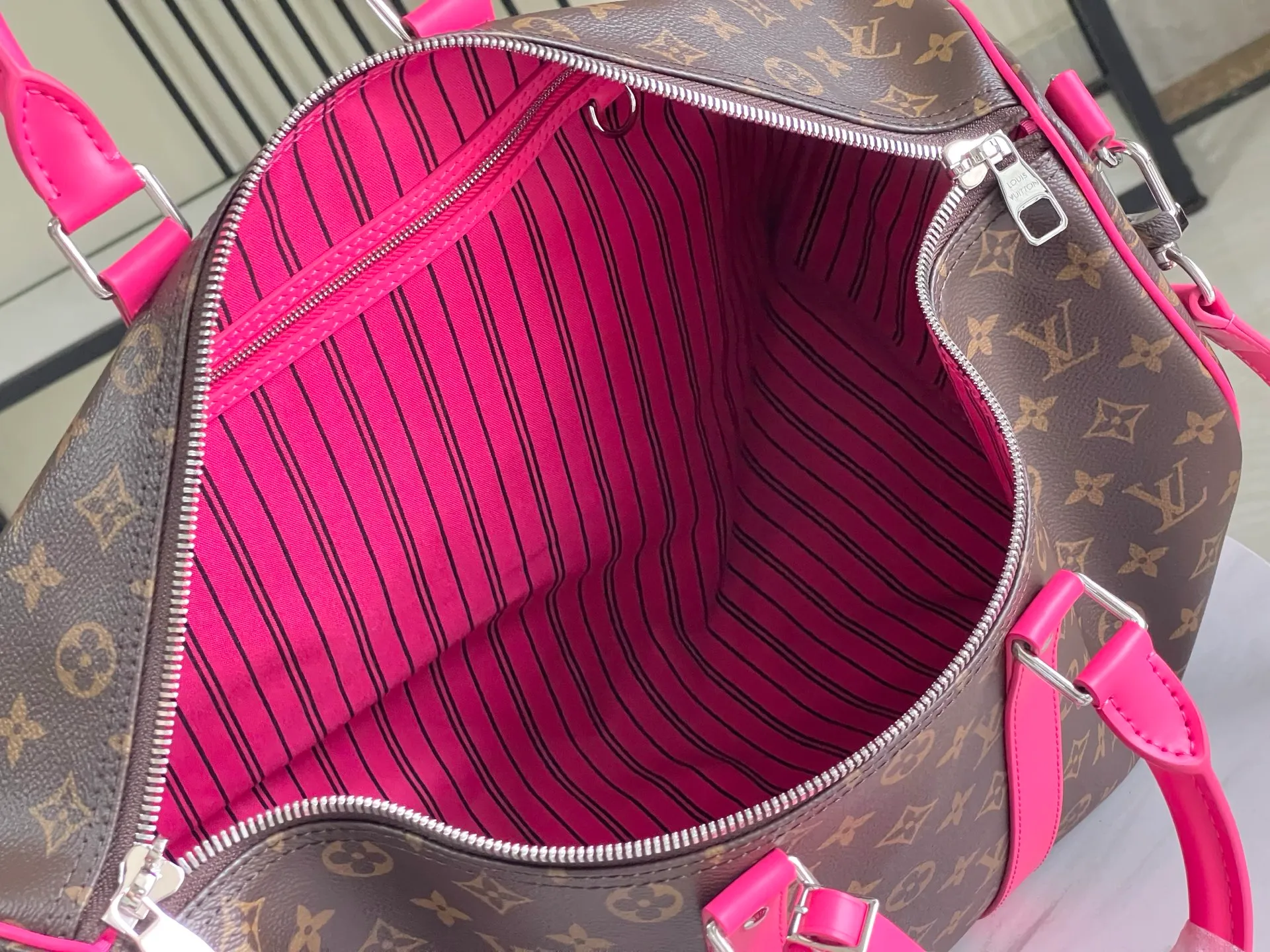 All Categories 💚 Authentic Grade Bags 💚 LV 2026 New LV Travel Bag