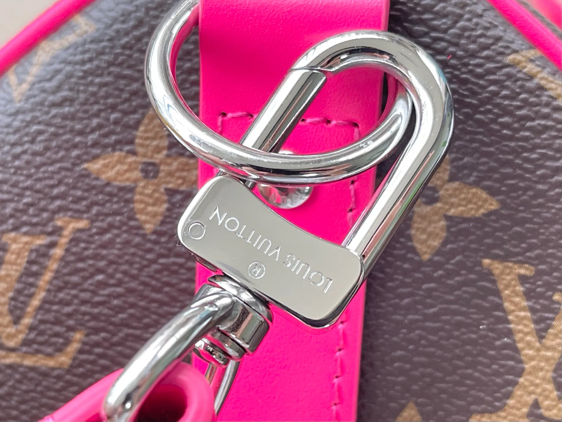 All Categories 💚 Authentic Grade Bags 💚 LV 2026 New LV Travel Bag