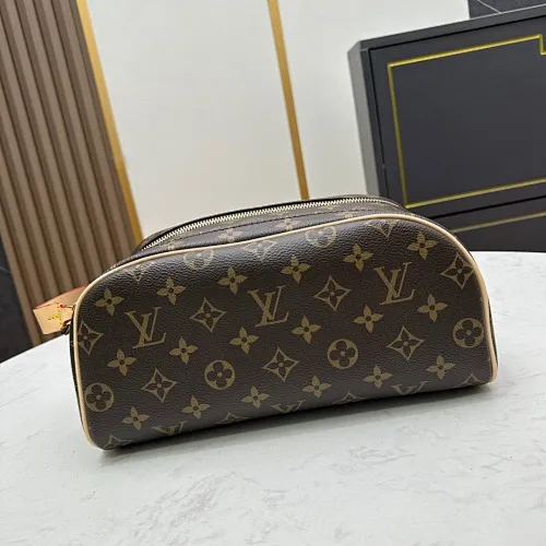 All categories Official website "Brand Women's Bags" Women's Bags 💙 LV 2024 official website new LV toiletry bag