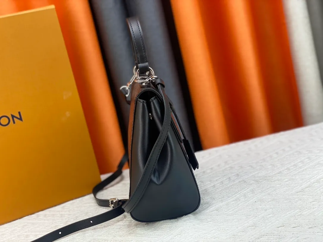 All Categories Official Website "Brand Women's Bags" Women's Bags 💙 LV 2023 New LV Crossbody Bag