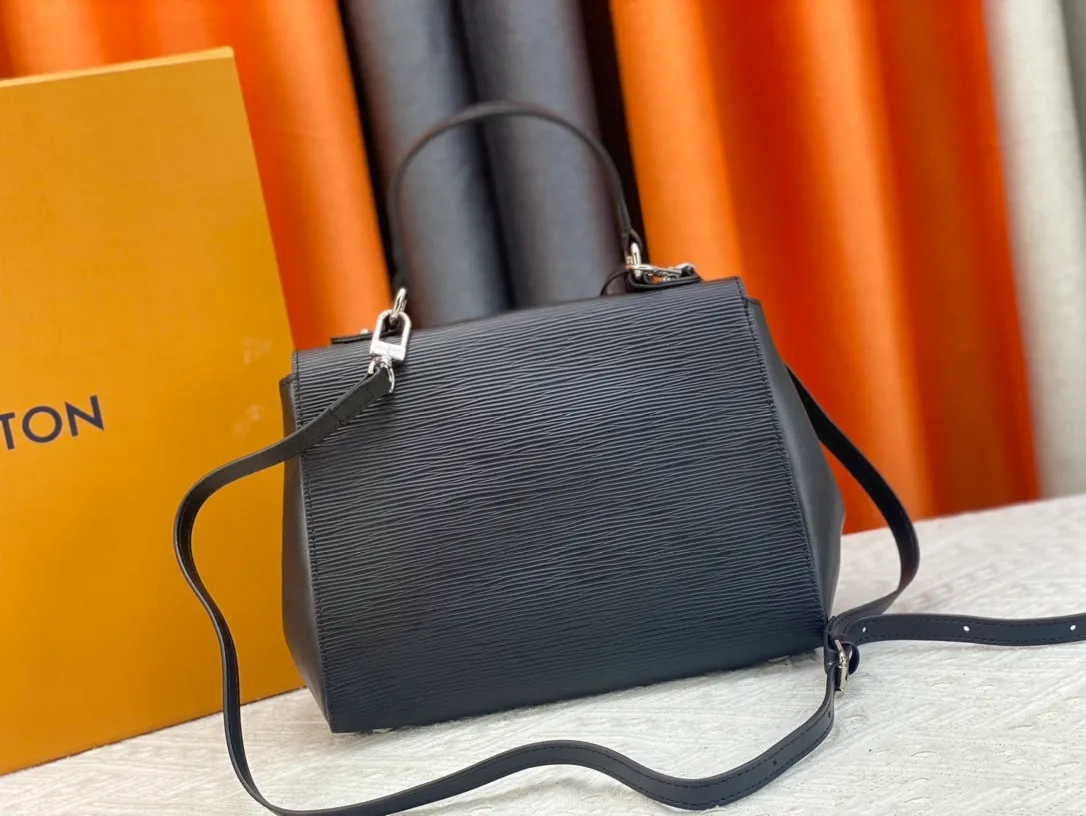 All Categories Official Website "Brand Women's Bags" Women's Bags 💙 LV 2023 New LV Crossbody Bag