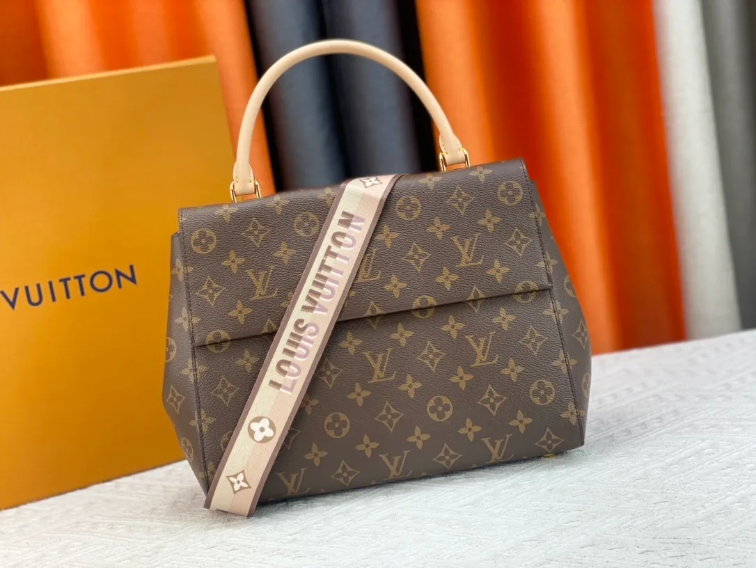All Categories Official Website "Brand Women's Bags" Women's Bags 💙 LV 2023 New LV Crossbody Bag
