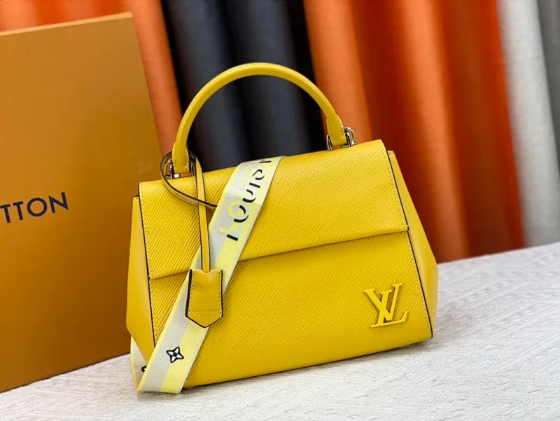 All Categories Official Website "Brand Women's Bags" Women's Bags 💙 LV 2023 New LV Crossbody Bag