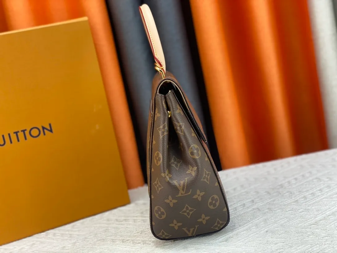 All Categories Official Website "Brand Women's Bags" Women's Bags 💙 LV 2023 New LV Crossbody Bag