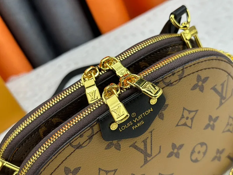 All Categories Official Website "Brand Women's Bags" Women's Bags 💙 LV 2024 New LV Crossbody Bag
