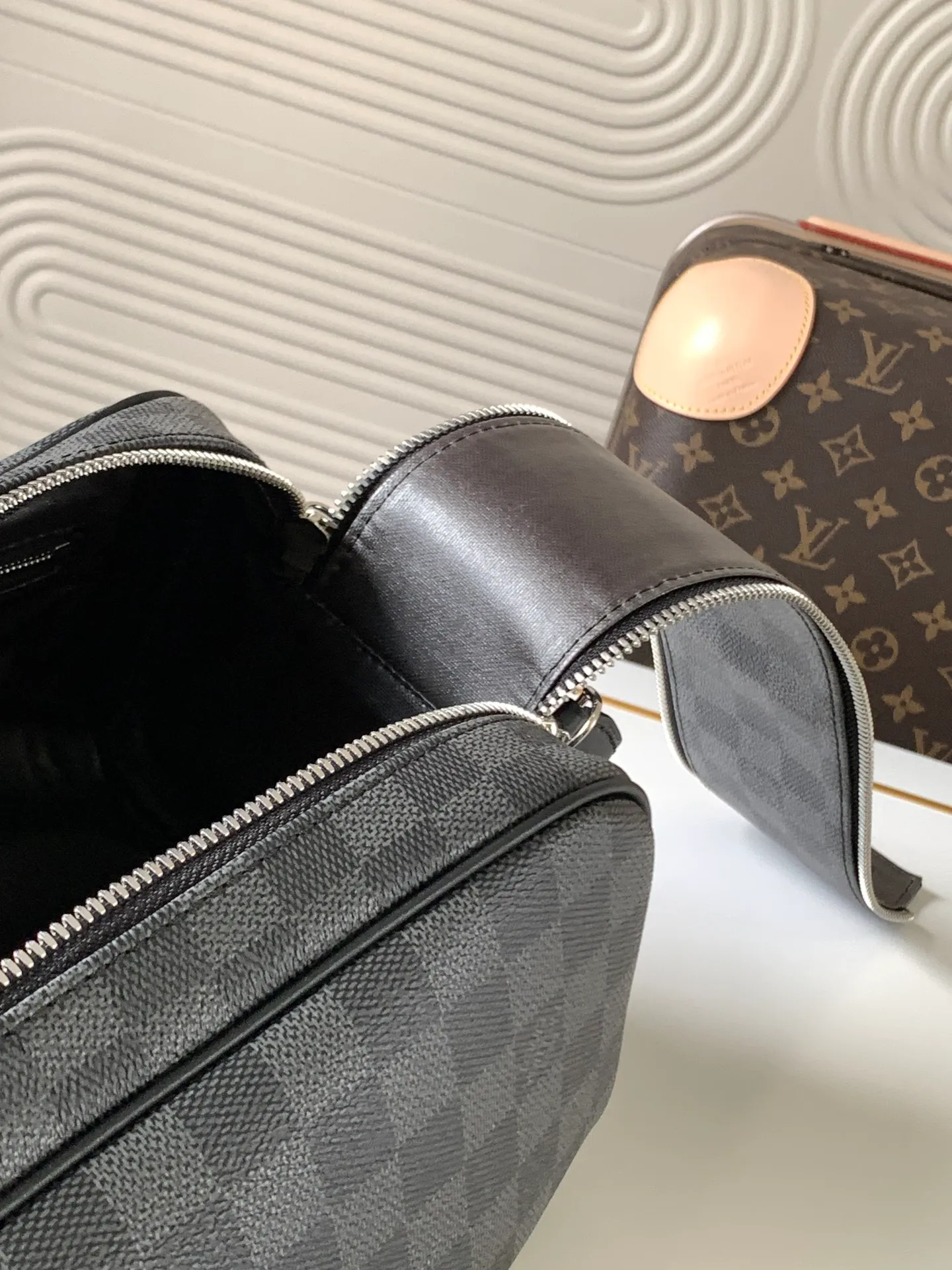 All Categories Official Website "Brand Women's Bags" Women's Bags 💙 LV 2026 Official Website New LV Cosmetic Bags