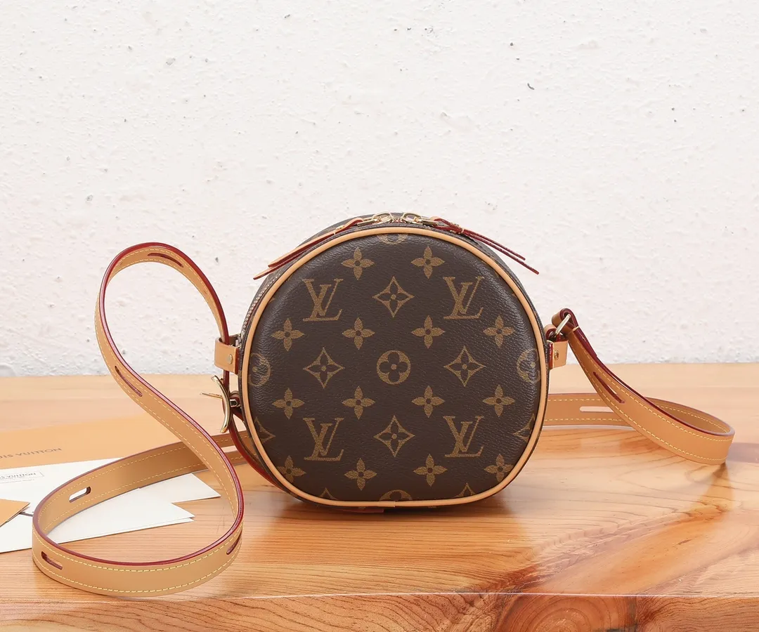 All Categories Official Website "Brand Women's Bags" Women's Bags 💙 LV LV 2026 New Crossbody Shoulder Bag