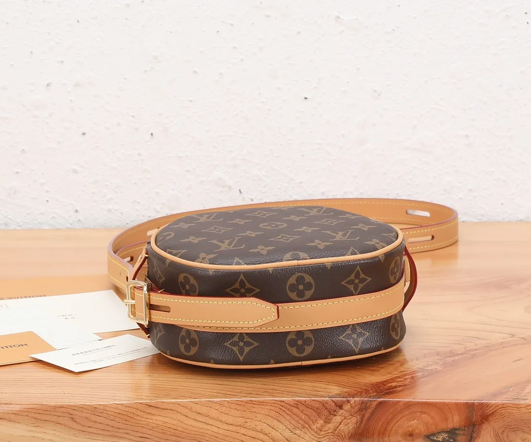 All Categories Official Website "Brand Women's Bags" Women's Bags 💙 LV LV 2026 New Crossbody Shoulder Bag
