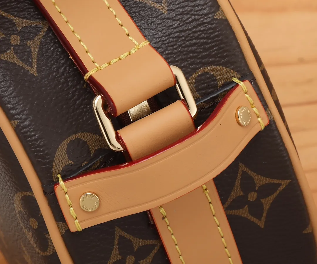 All Categories Official Website "Brand Women's Bags" Women's Bags 💙 LV LV 2026 New Crossbody Shoulder Bag