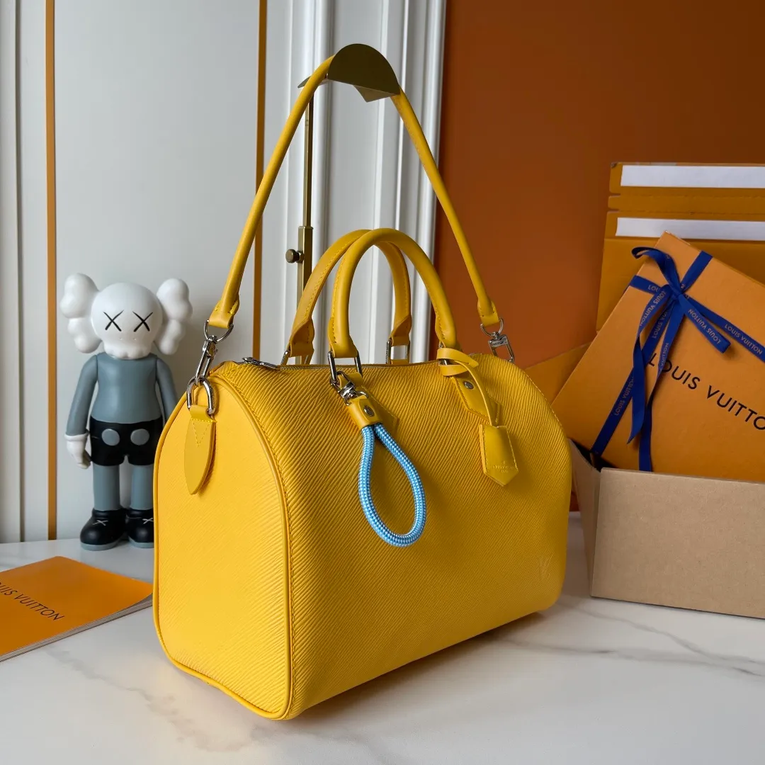 All Categories Official Website "Brand Women's Bags" Women's Bags 💙 LV LV 2026 New Crossbody Shoulder Bag