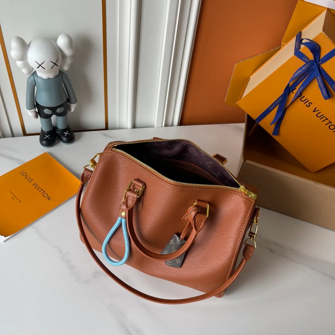 All Categories Official Website "Brand Women's Bags" Women's Bags 💙 LV LV 2026 New Crossbody Shoulder Bag
