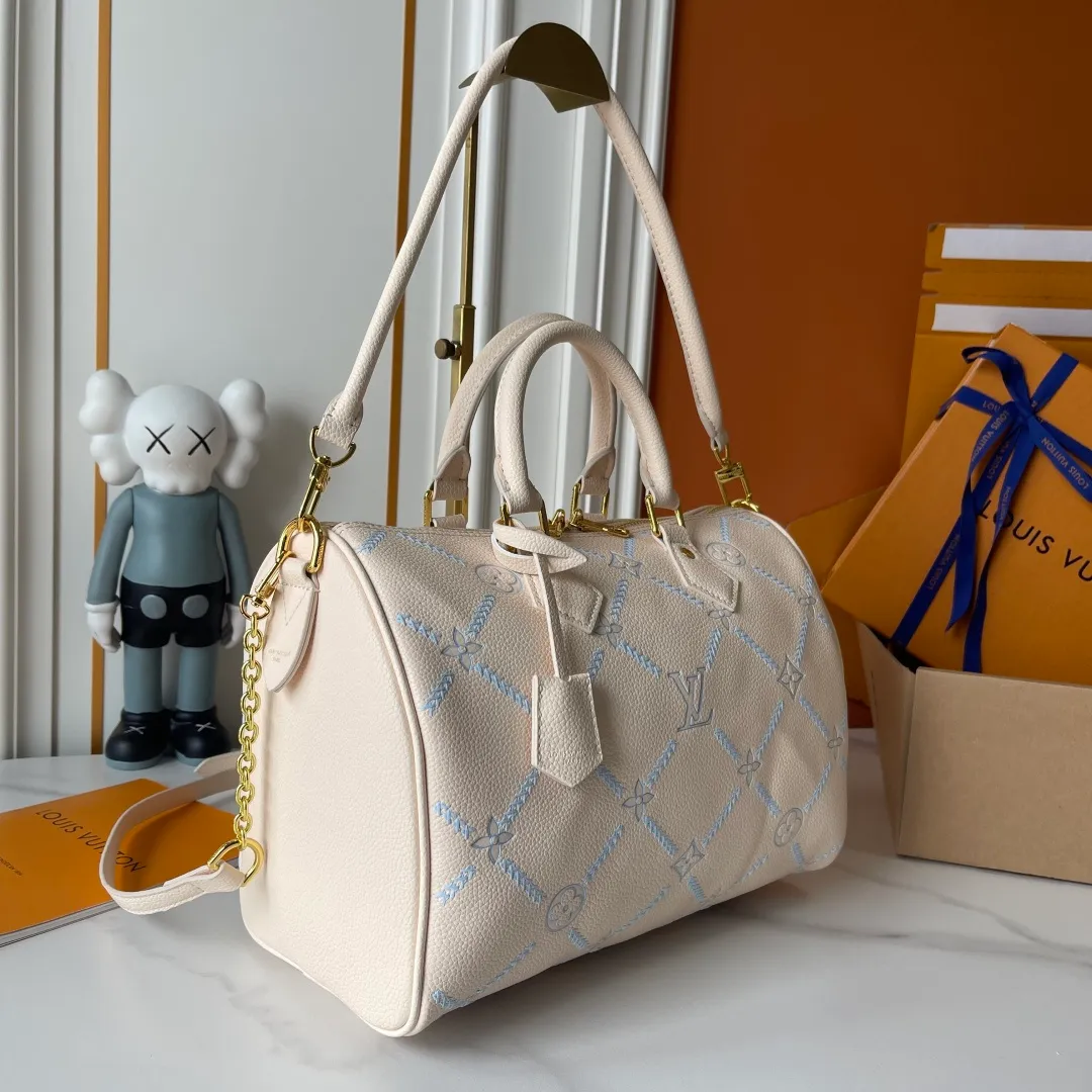 All Categories Official Website "Brand Women's Bags" Women's Bags 💙 LV LV 2026 New Crossbody Shoulder Bag