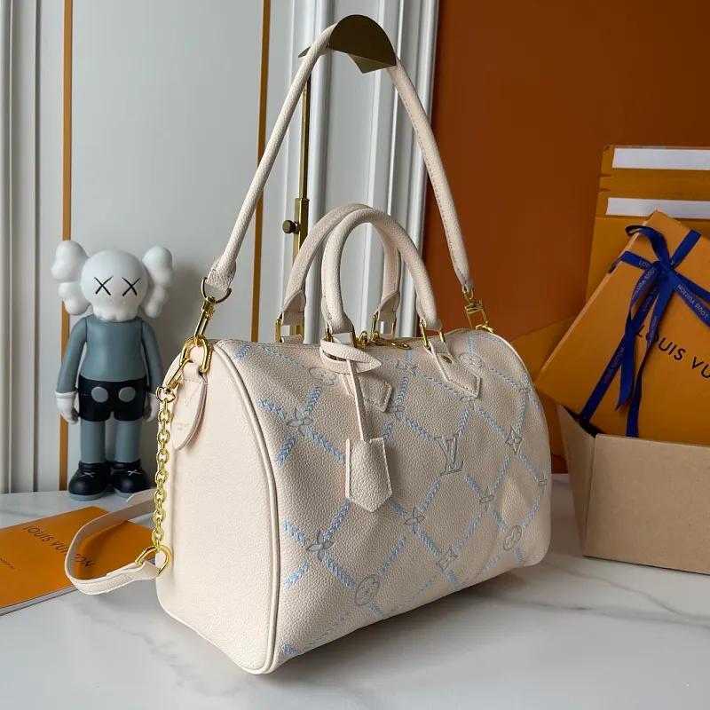 All Categories Official Website "Brand Women's Bags" Women's Bags 💙 LV LV 2026 New Crossbody Shoulder Bag