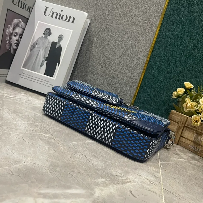 All Categories Official Website "Brand Women's Bags" Women's Bags 💙 LV 2024 New LV Crossbody Bag