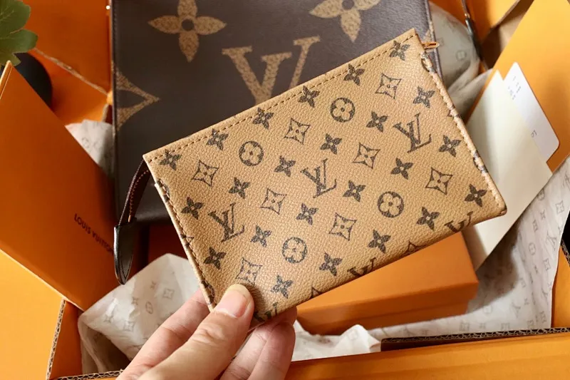 All Categories Official Website "Brand Women's Bags" Women's Bags 💙 LV 2025 New LV Cosmetic Bag