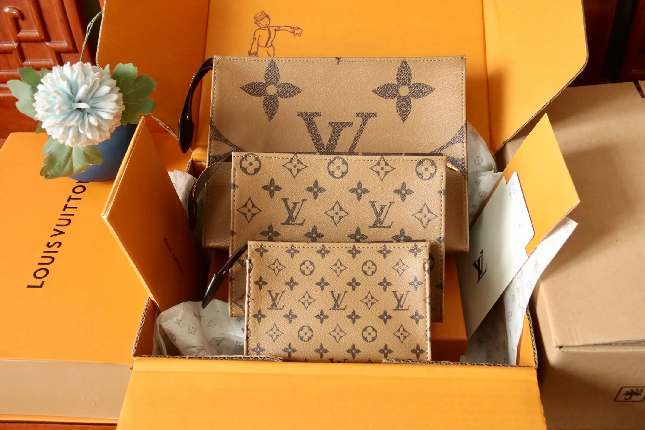 All Categories Official Website "Brand Women's Bags" Women's Bags 💙 LV 2025 New LV Cosmetic Bag