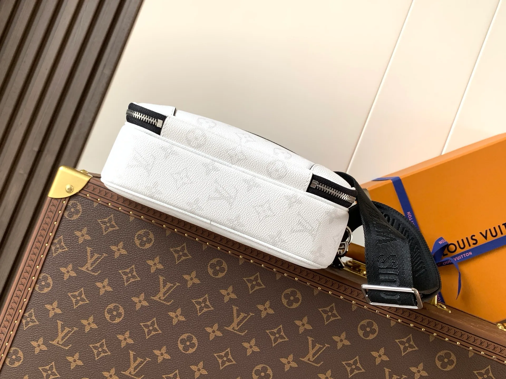All Categories Official Website "Brand Women's Bags" Women's Bags 💙 LV 2026 New LV Crossbody Bag
