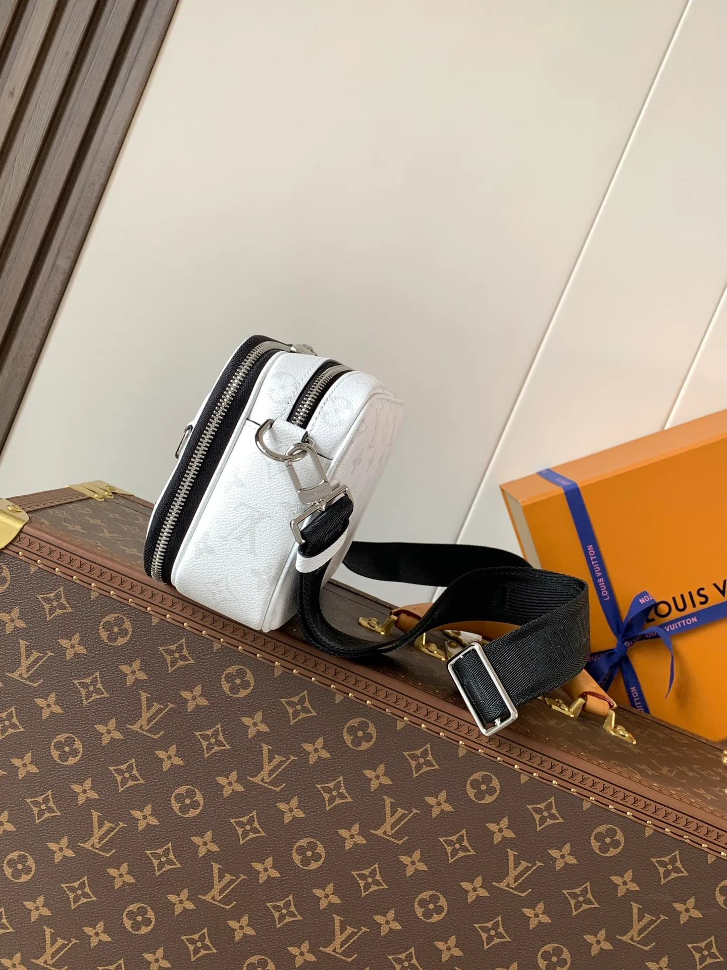 All Categories Official Website "Brand Women's Bags" Women's Bags 💙 LV 2026 New LV Crossbody Bag