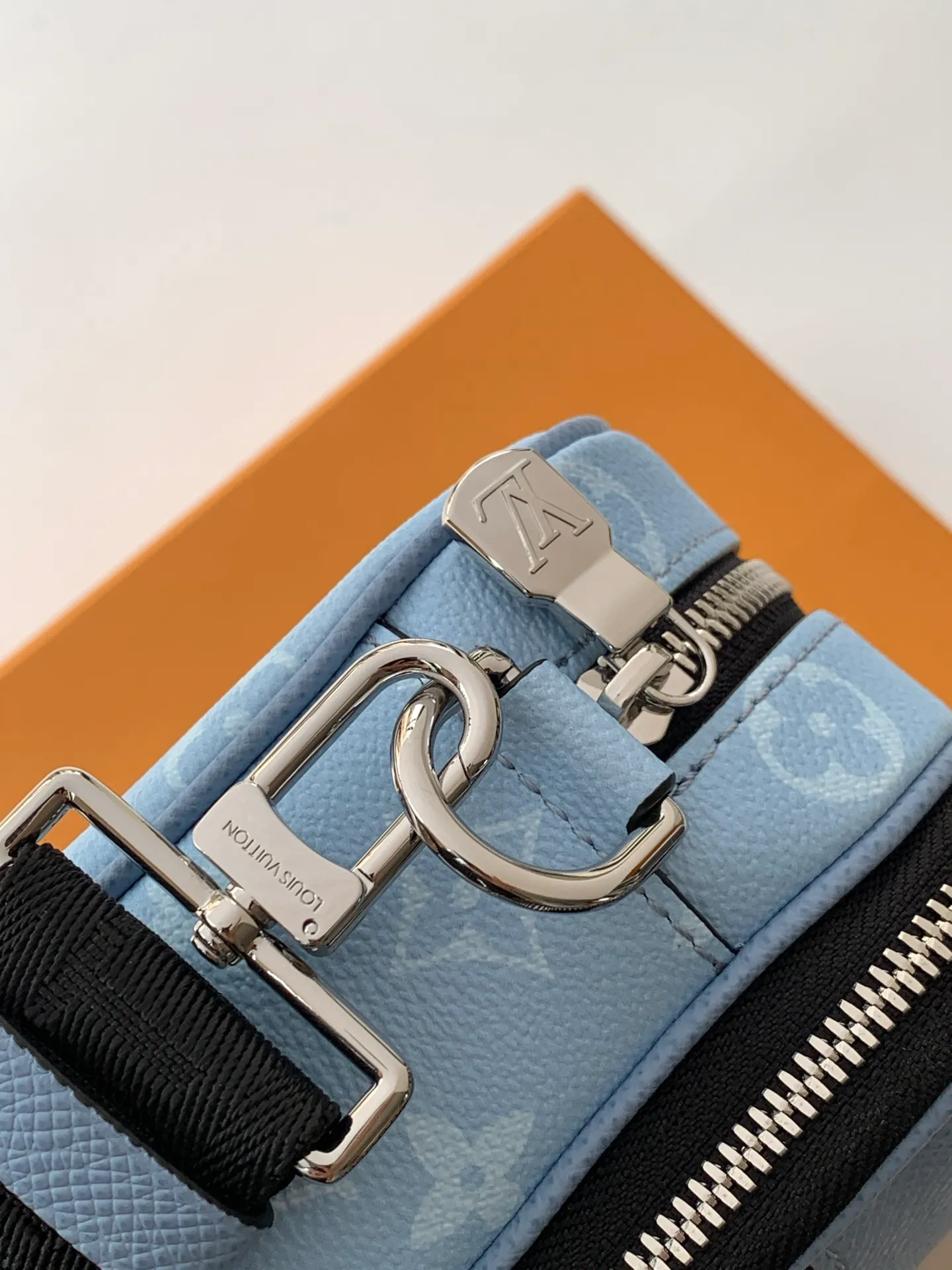 All Categories Official Website "Brand Women's Bags" Women's Bags 💙 LV 2026 New LV Crossbody Bag