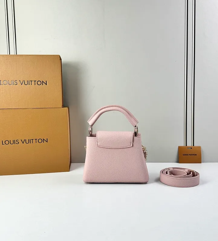 All Categories Official Website "Brand Women's Bags" Women's Bags 💙 LV LV 2026 New Crossbody Shoulder Bag
