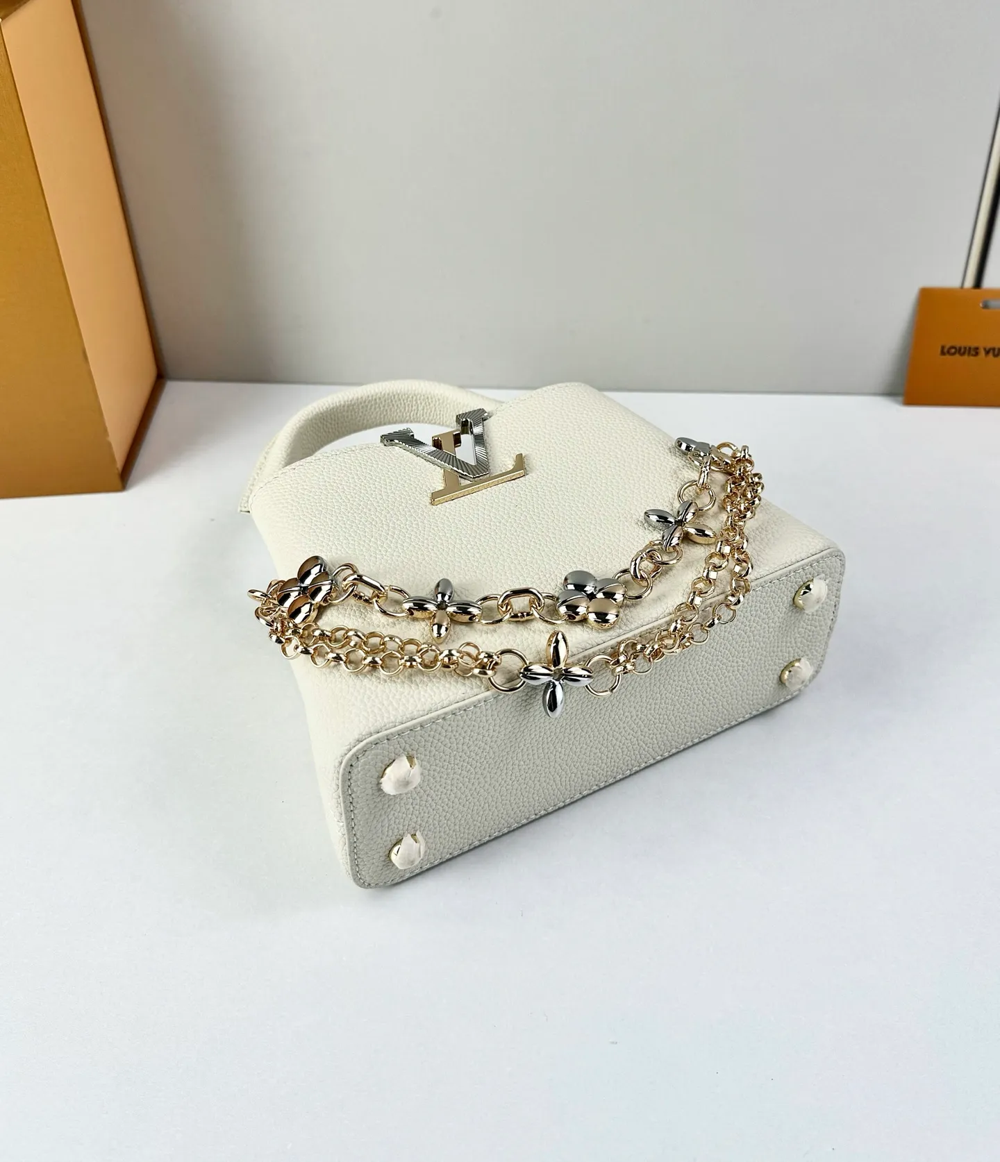 All Categories Official Website "Brand Women's Bags" Women's Bags 💙 LV LV 2026 New Crossbody Shoulder Bag
