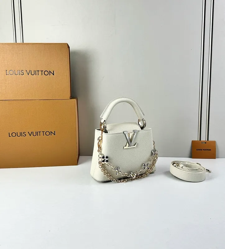 All Categories Official Website "Brand Women's Bags" Women's Bags 💙 LV LV 2026 New Crossbody Shoulder Bag