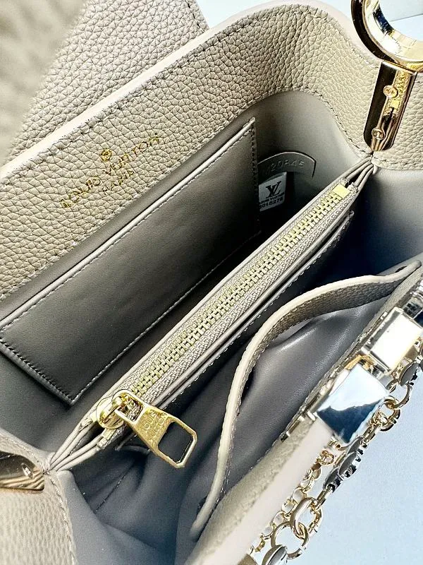 All Categories Official Website "Brand Women's Bags" Women's Bags 💙 LV LV 2026 New Crossbody Shoulder Bag