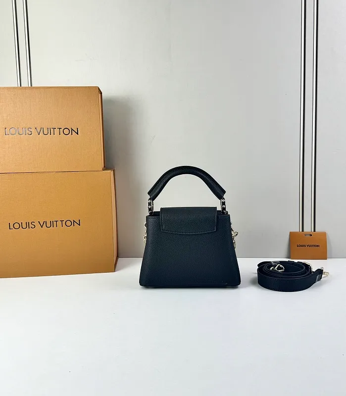 All Categories Official Website "Brand Women's Bags" Women's Bags 💙 LV LV 2026 New Crossbody Shoulder Bag