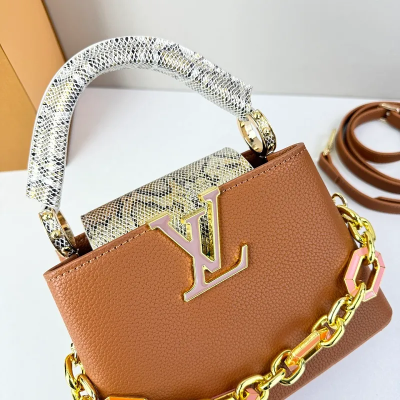 All Categories Official Website "Brand Women's Bags" Women's Bags 💙 LV LV 2026 New Crossbody Shoulder Bag