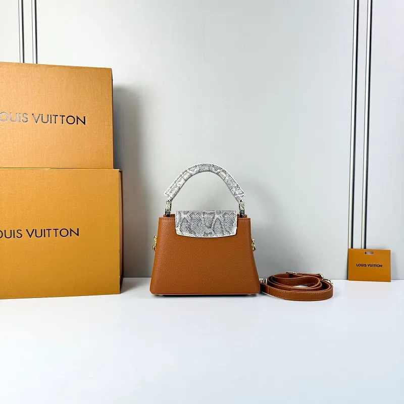 All Categories Official Website "Brand Women's Bags" Women's Bags 💙 LV LV 2026 New Crossbody Shoulder Bag