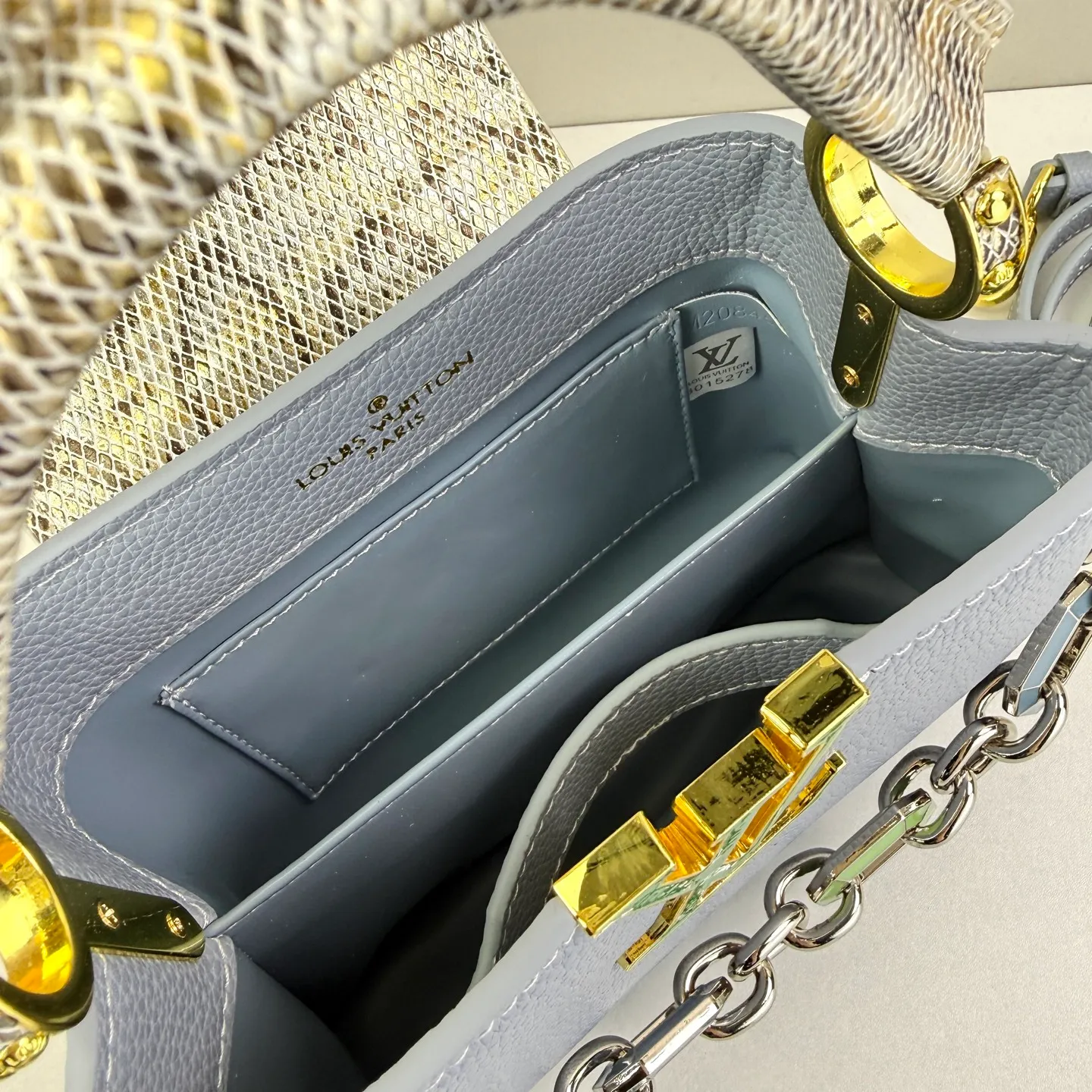 All Categories Official Website "Brand Women's Bags" Women's Bags 💙 LV LV 2026 New Crossbody Shoulder Bag