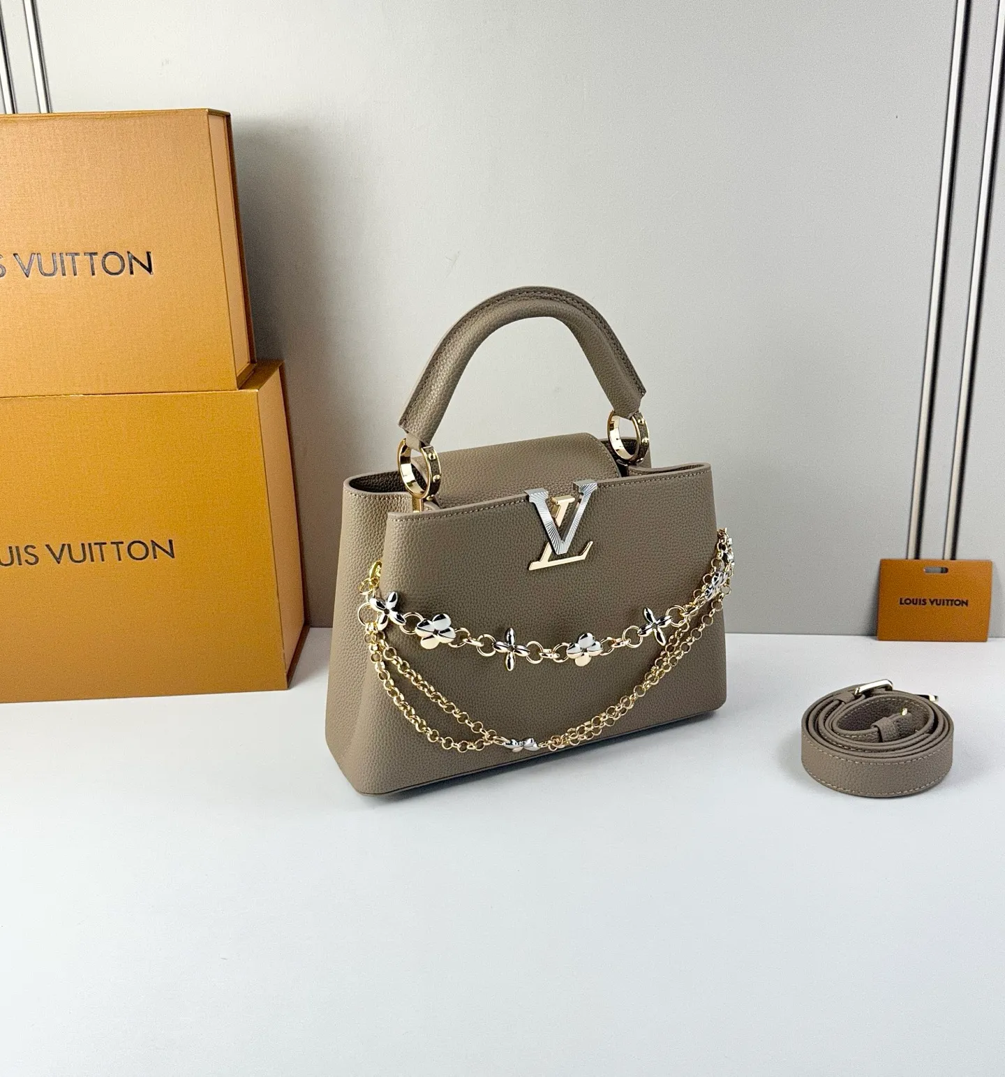 All Categories Official Website "Brand Women's Bags" Women's Bags 💙 LV LV 2026 New Crossbody Shoulder Bag