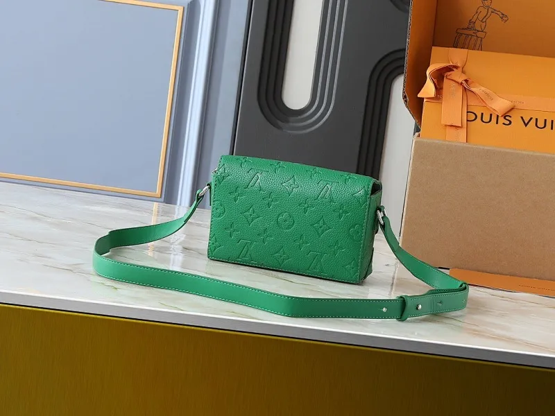 All Categories Official Website "Brand Women's Bags" Women's Bags 💙 LV 2025 New LV Crossbody Bag
