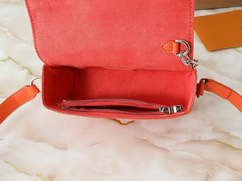 All Categories Official Website "Brand Women's Bags" Women's Bags 💙 LV 2025 New LV Crossbody Bag