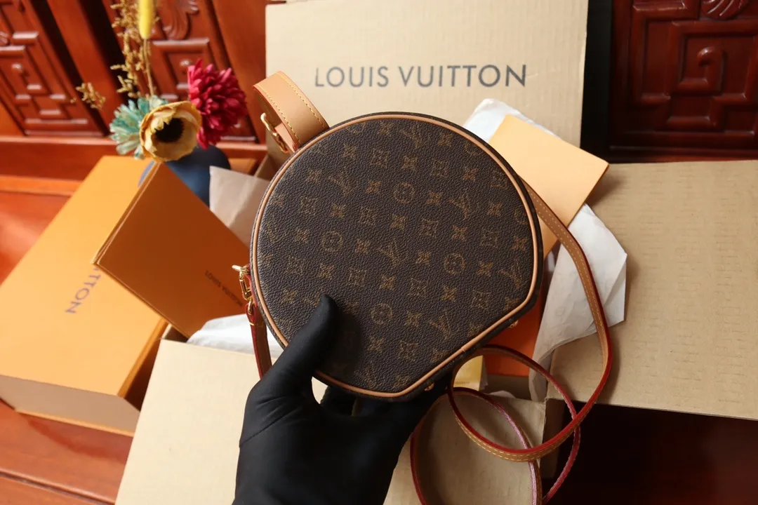 All categories Official website "Brand Women's Bags" Women's Bags 💙 LV replica LV, fine imitation LV bags, LV shoulder bags, 2023 official latest version LV crossbody bag, bag factory, original material, size: 7.5-16.5-7.5CM
